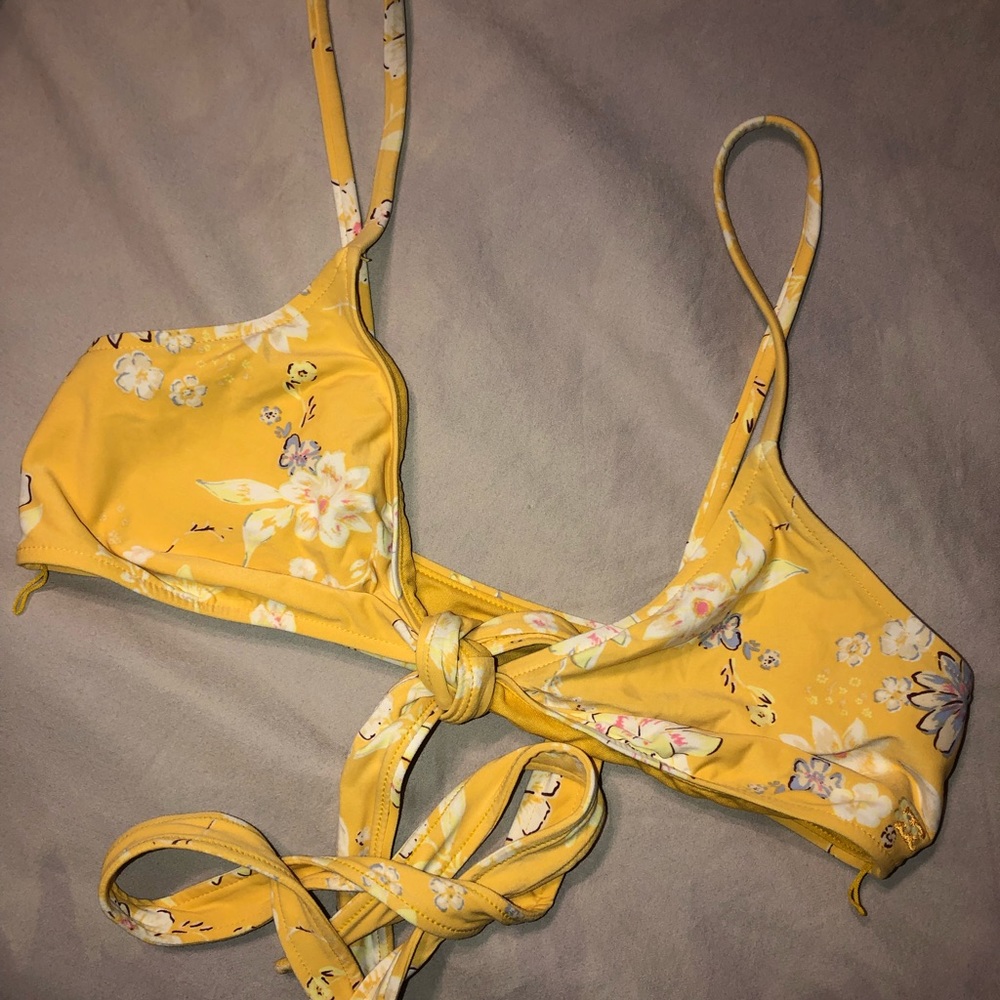 🌻Swim Top